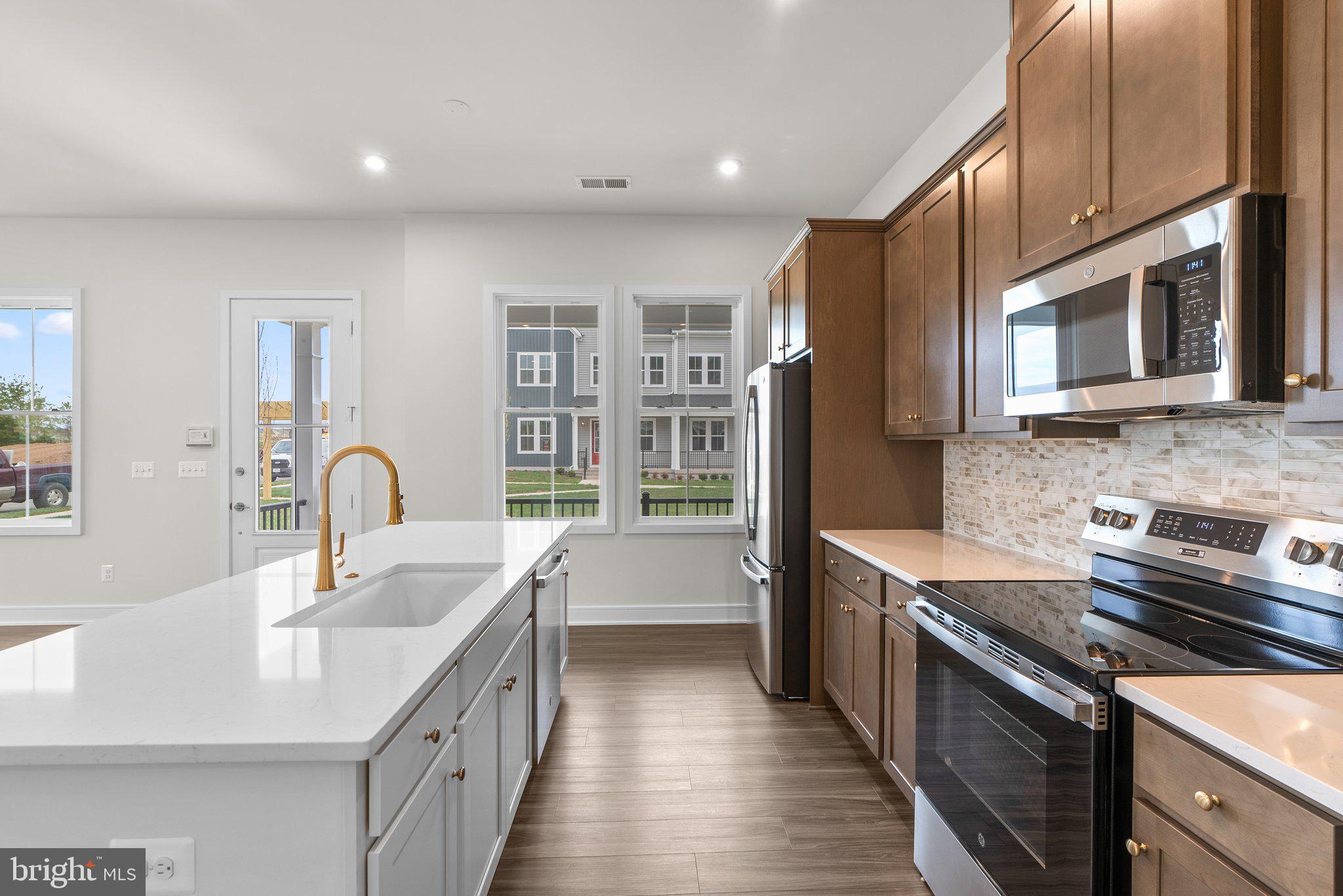 41930 Hickory Meadow Ter