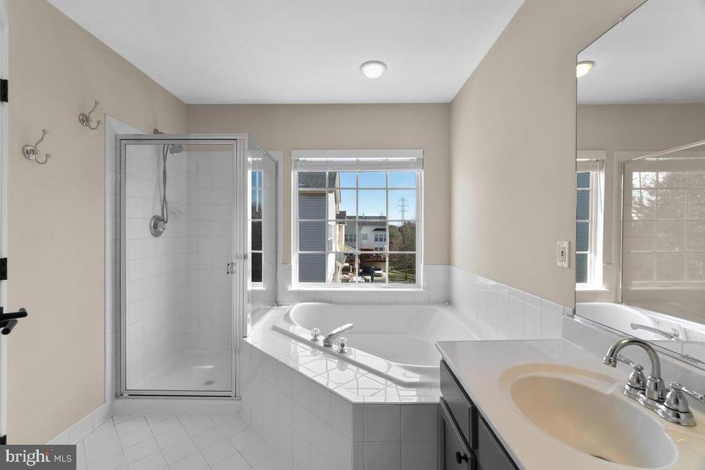 44237 SONORA LN