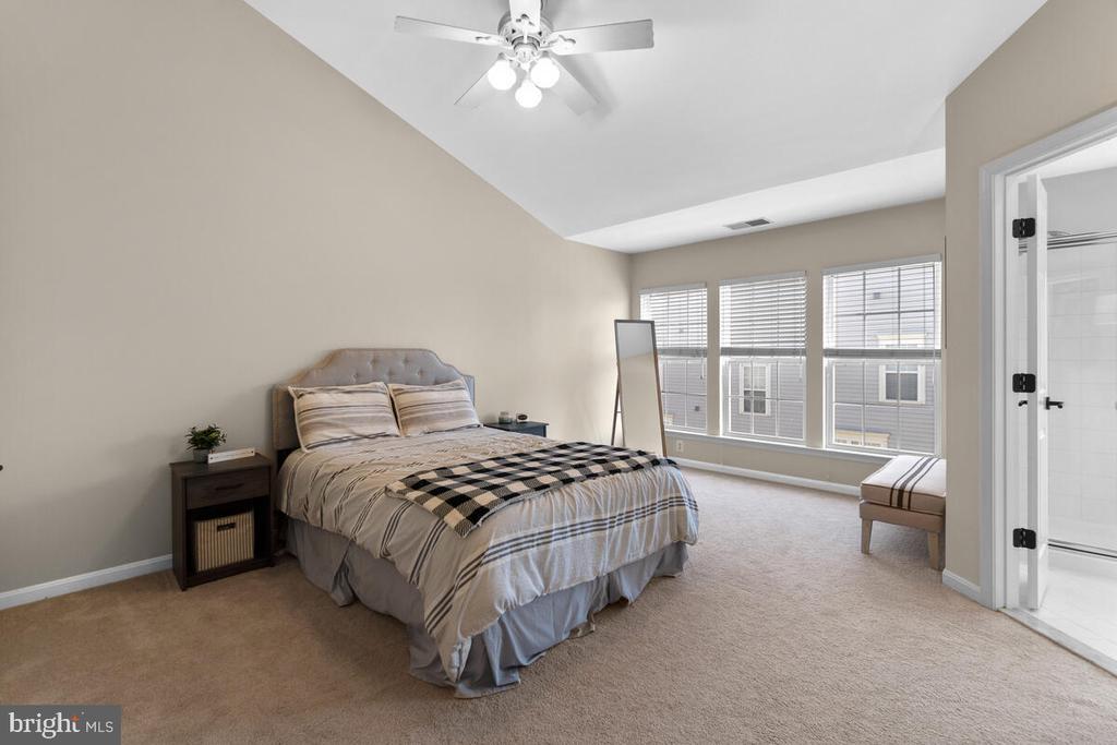 44237 SONORA LN