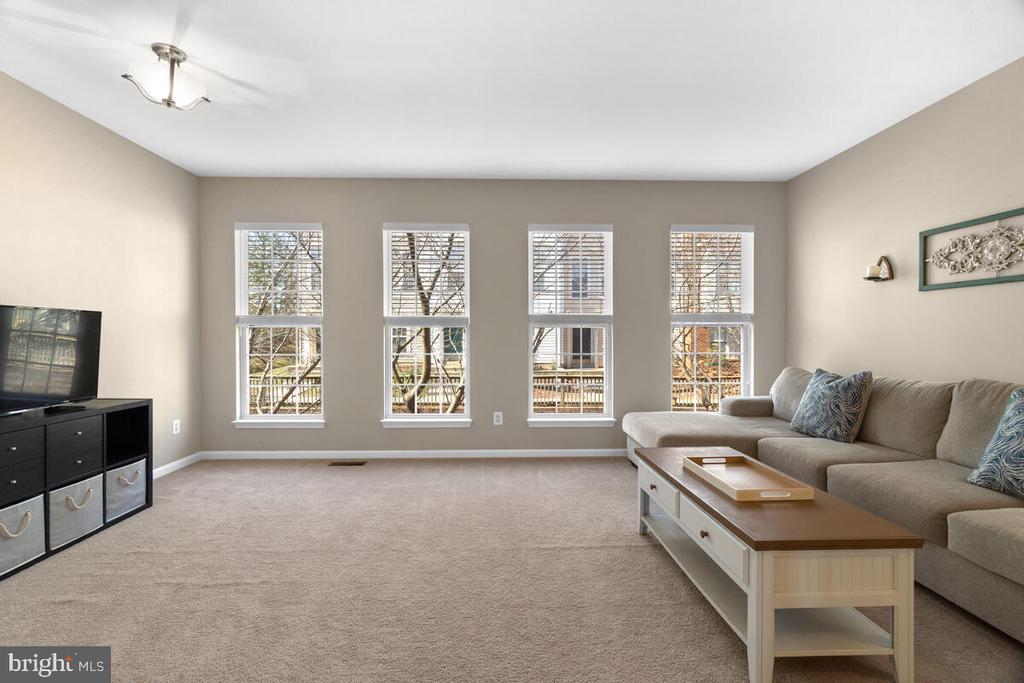 44237 SONORA LN
