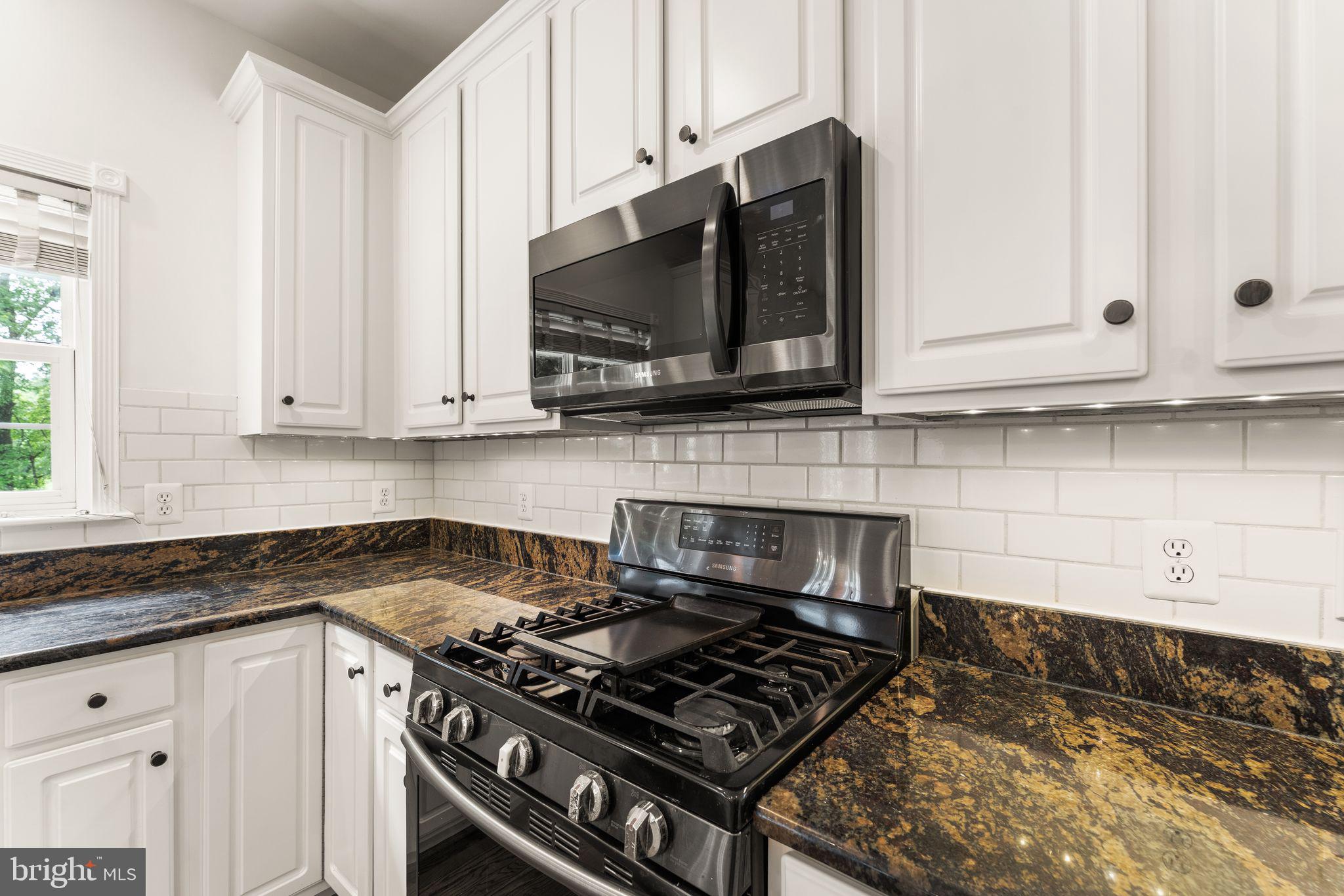 43205 Cardston Pl