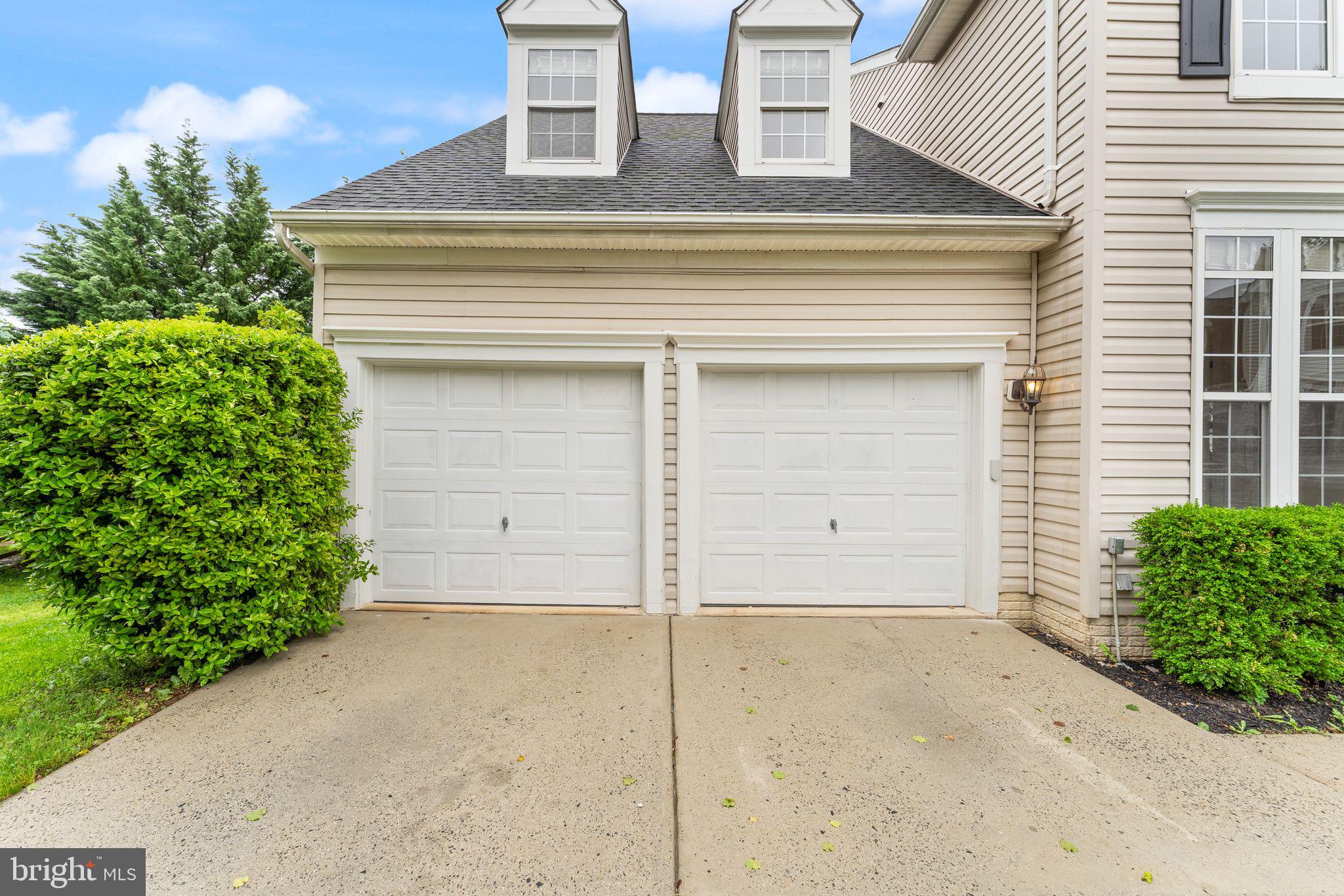 43205 Cardston Pl