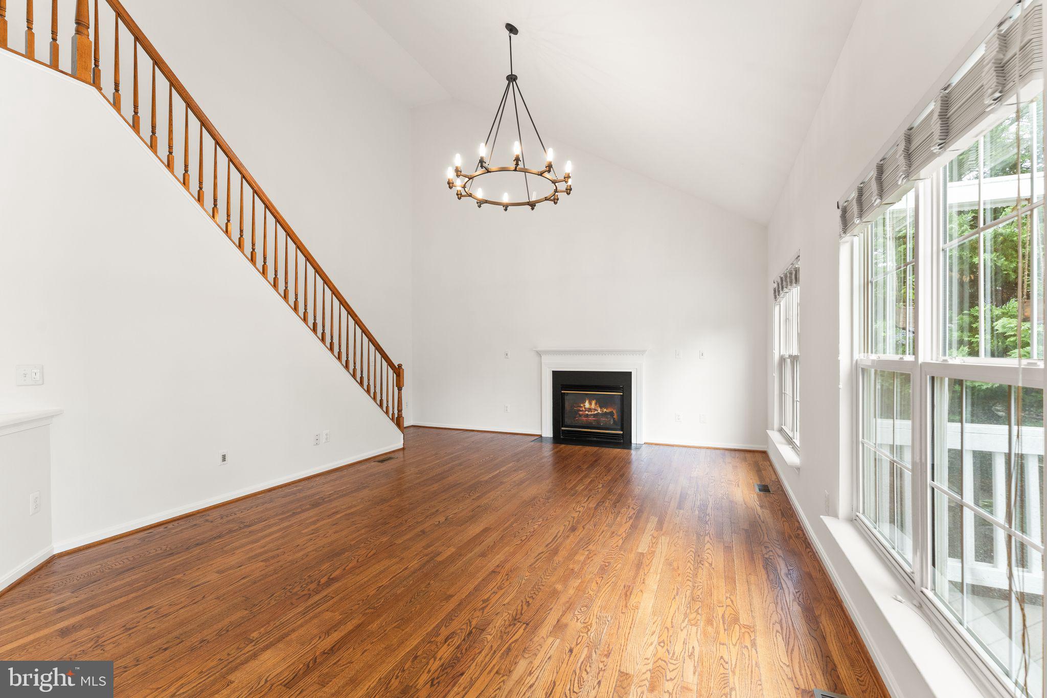 43205 Cardston Pl