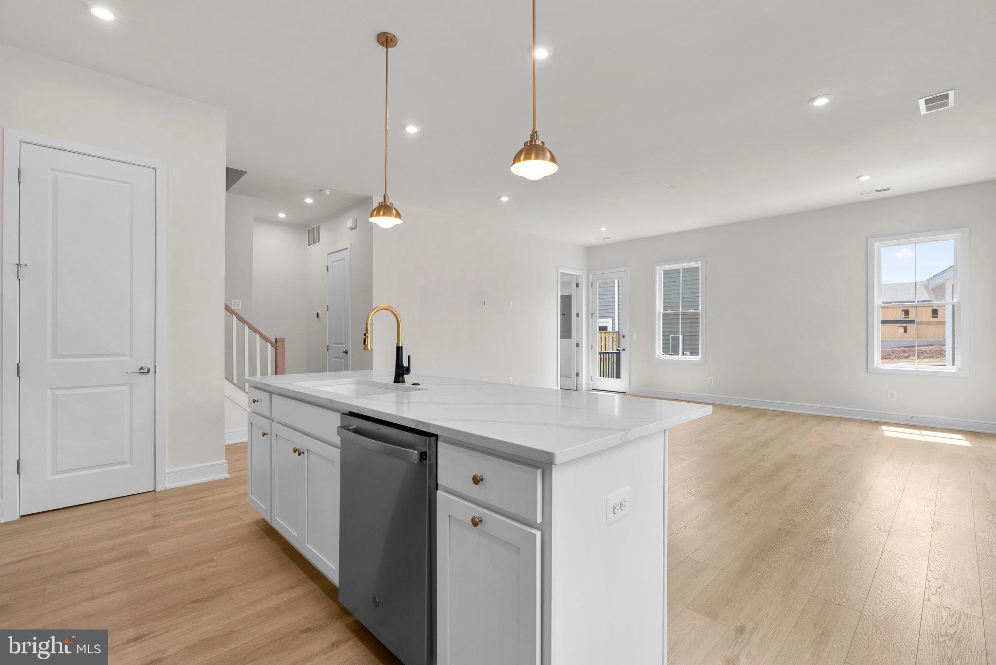 41932 Hickory Meadow Ter