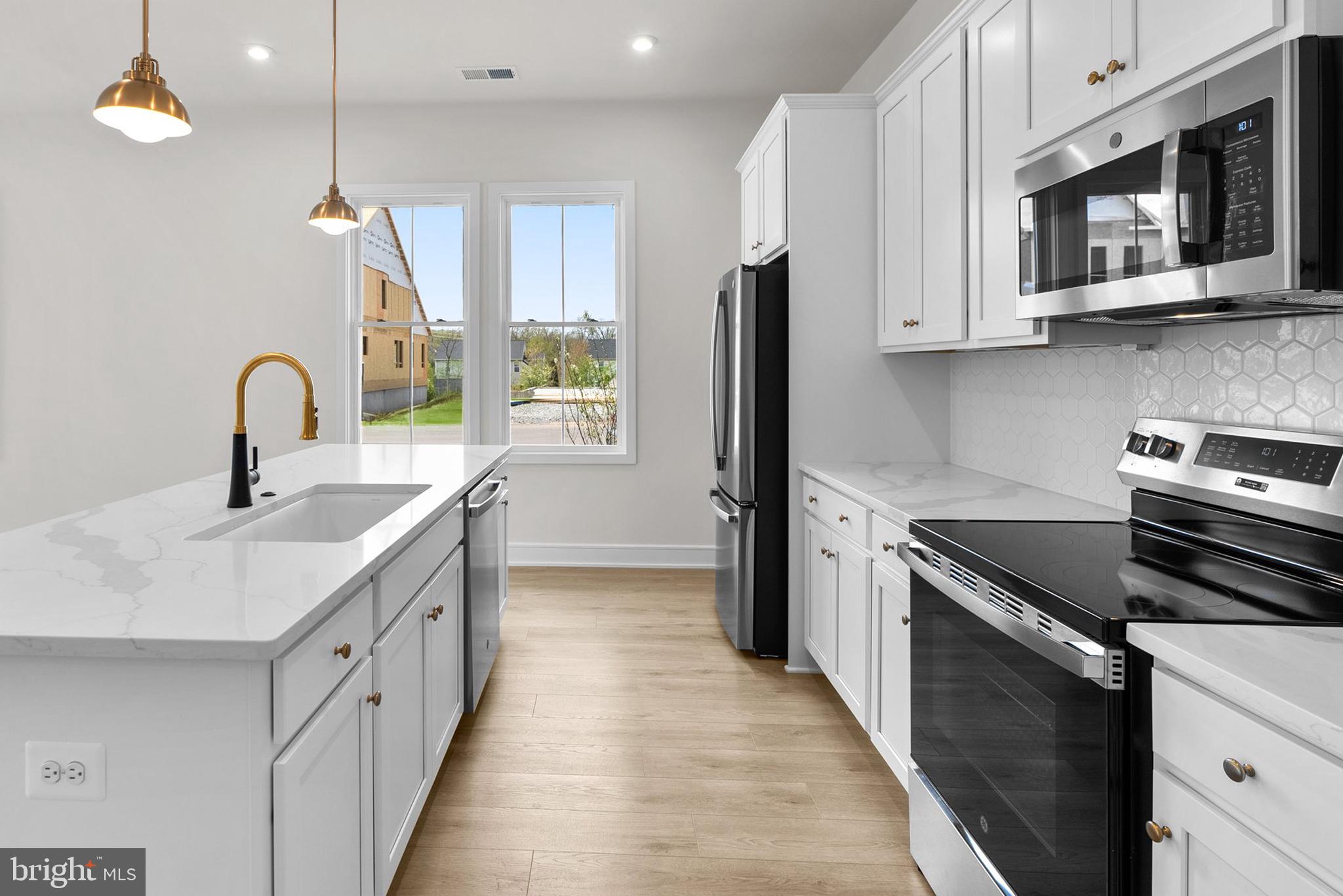 41932 Hickory Meadow Ter