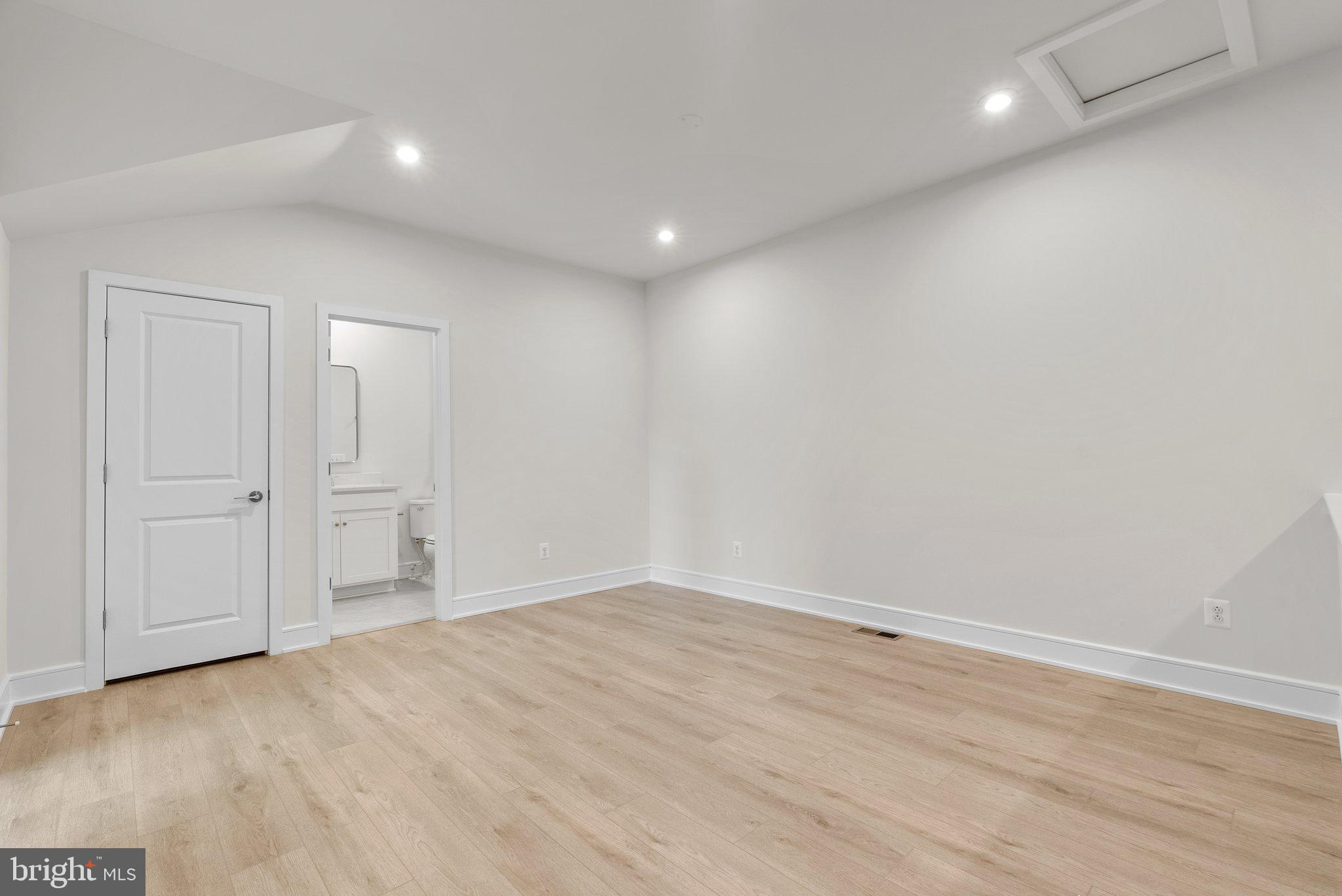 41932 Hickory Meadow Ter