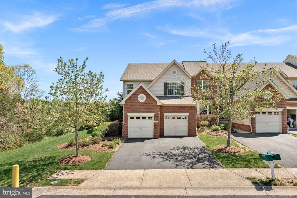 43104 Baltusrol Ter
