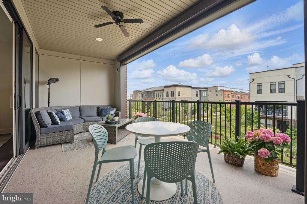 23032 Lavallette Sq
