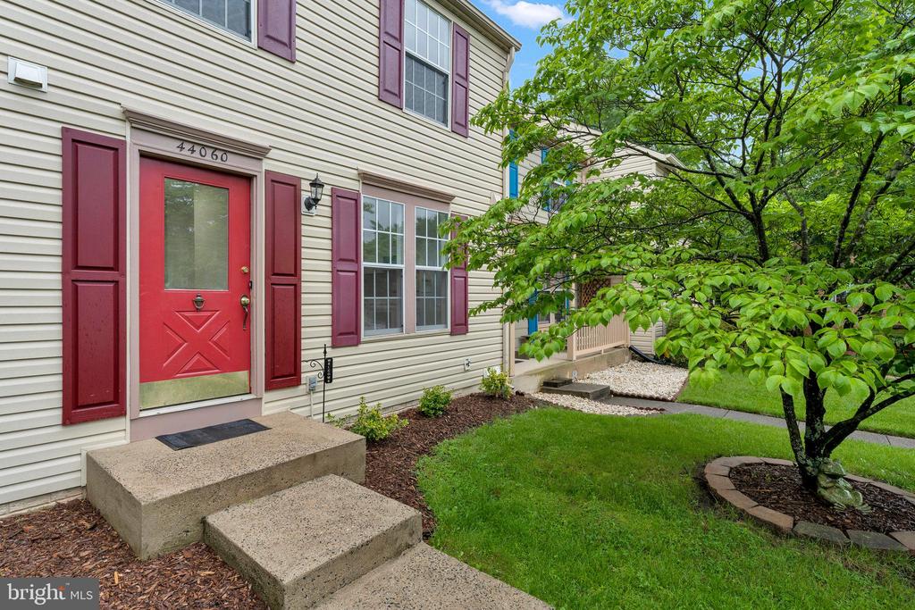 44060 Ferncliff Ter