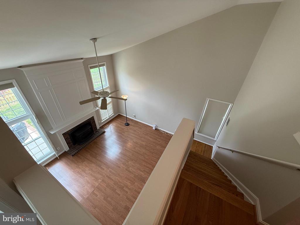 918 CATOCTIN CIR NE