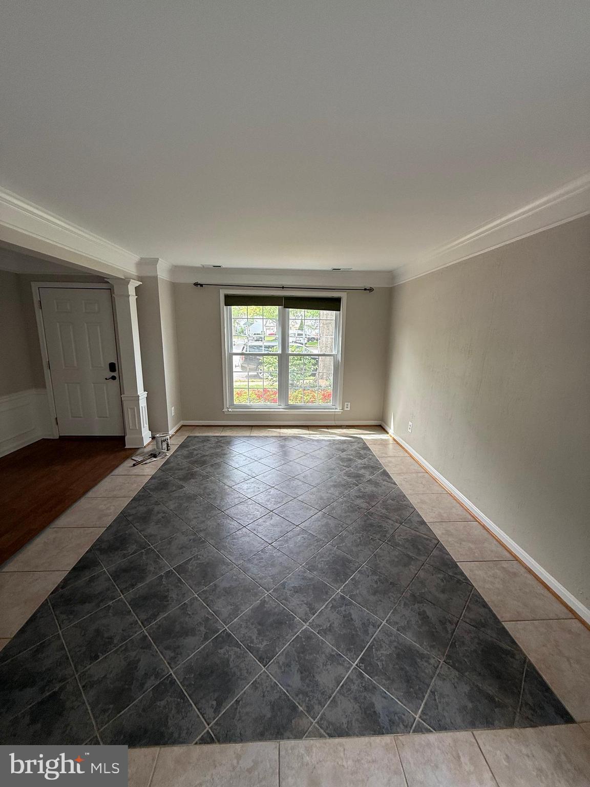 918 CATOCTIN CIR NE