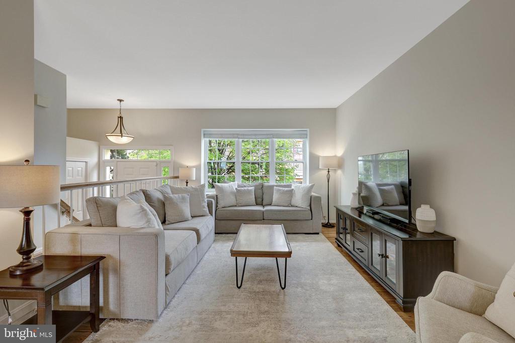 44053 Florence Ter