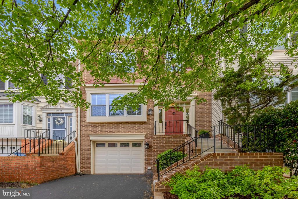 44053 Florence Ter