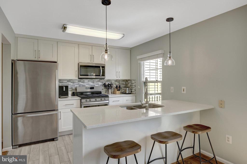 44053 Florence Ter