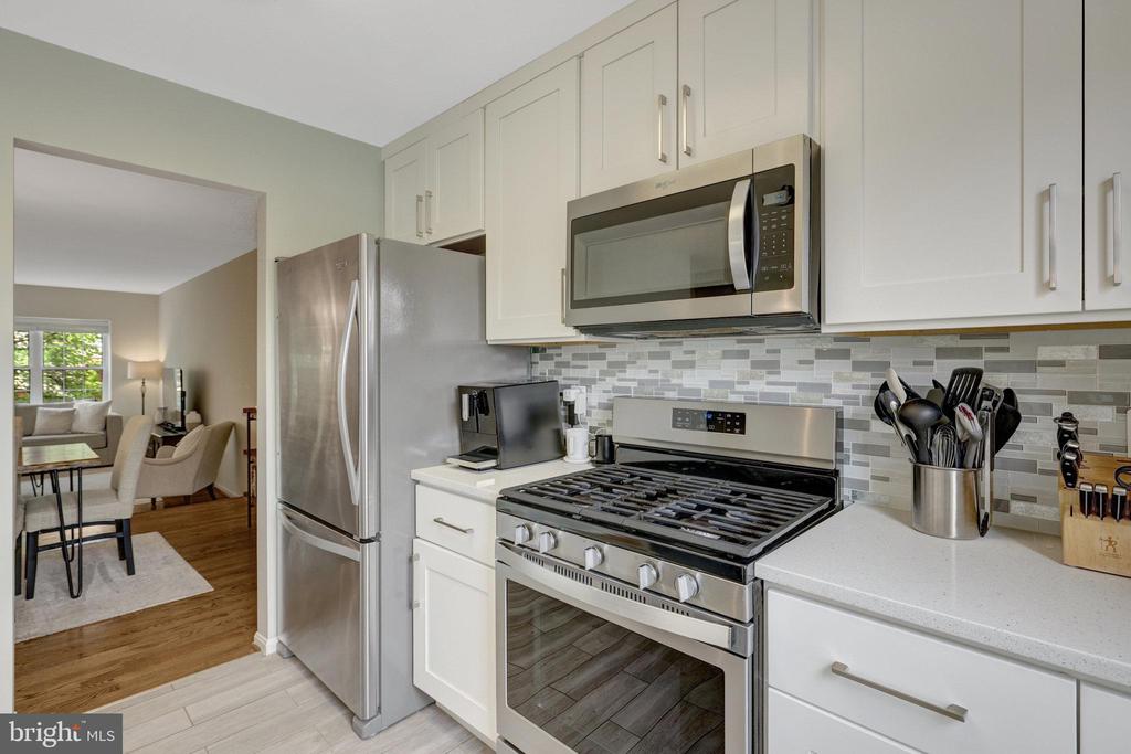 44053 Florence Ter