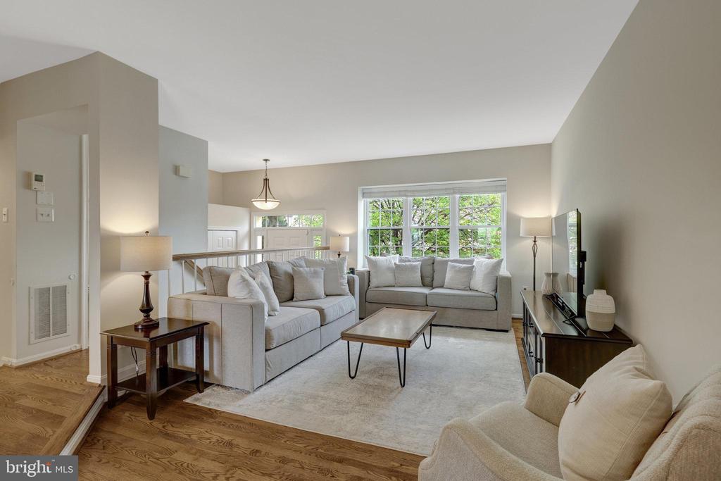 44053 Florence Ter