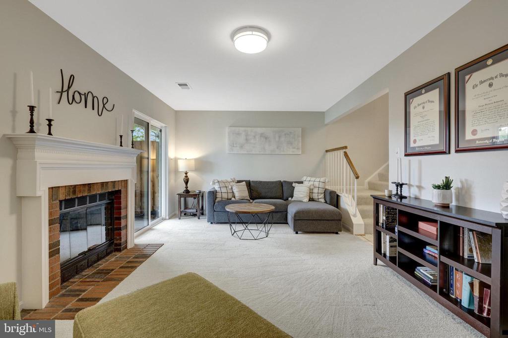 44053 Florence Ter