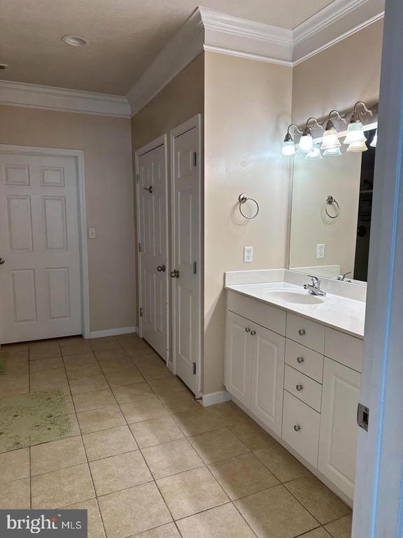 501 SUNSET VIEW TER SE #308