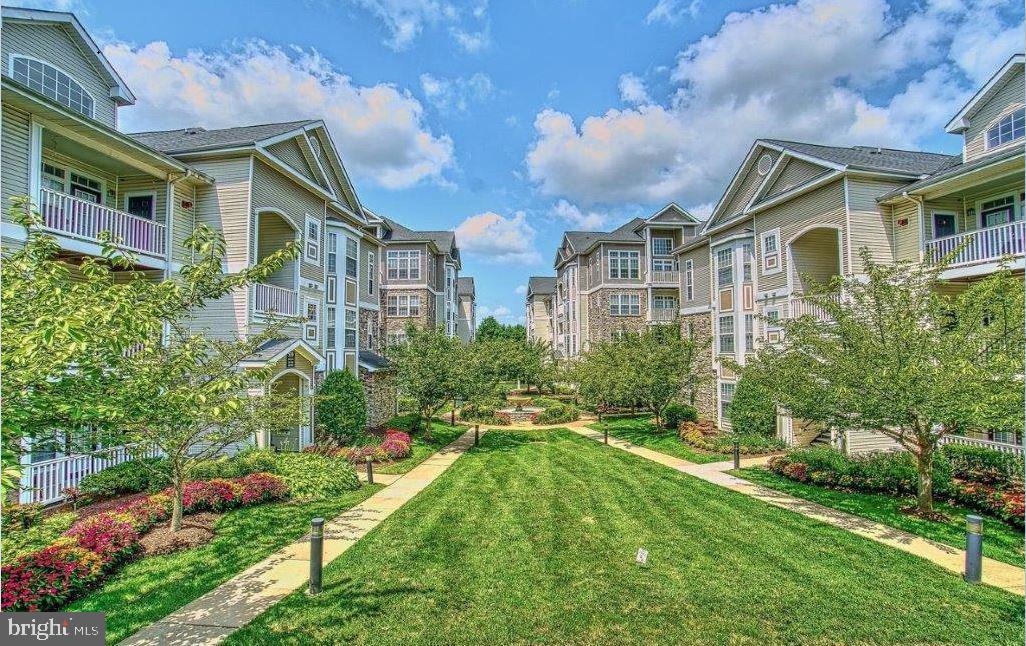 501 SUNSET VIEW TER SE #308