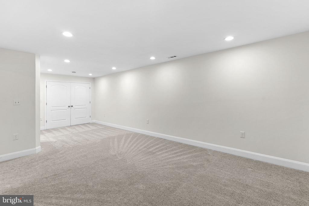 14211 Saratoga Park Dr