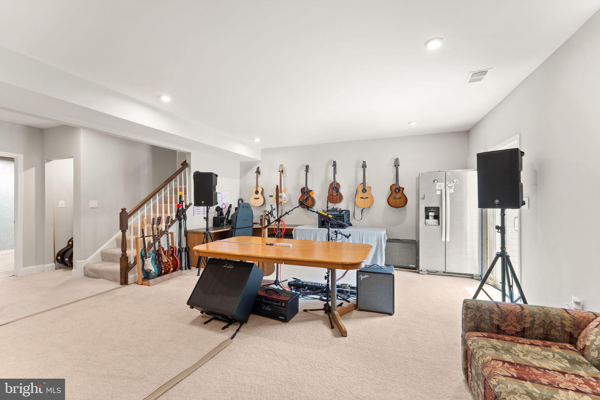103 Dizerega Ct SW