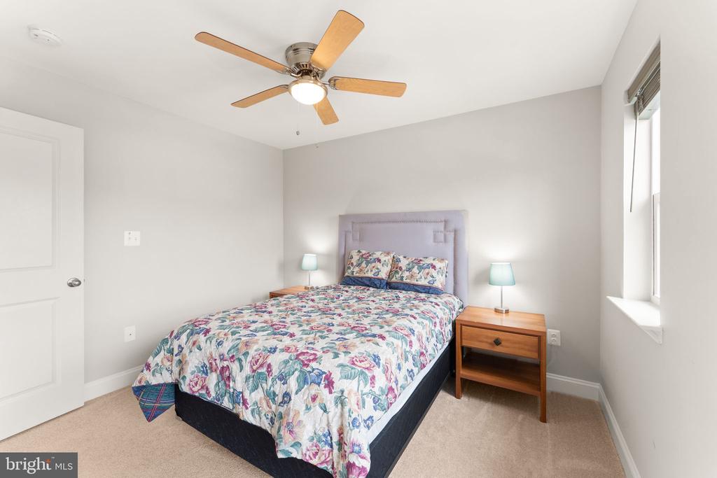 103 Dizerega Ct SW