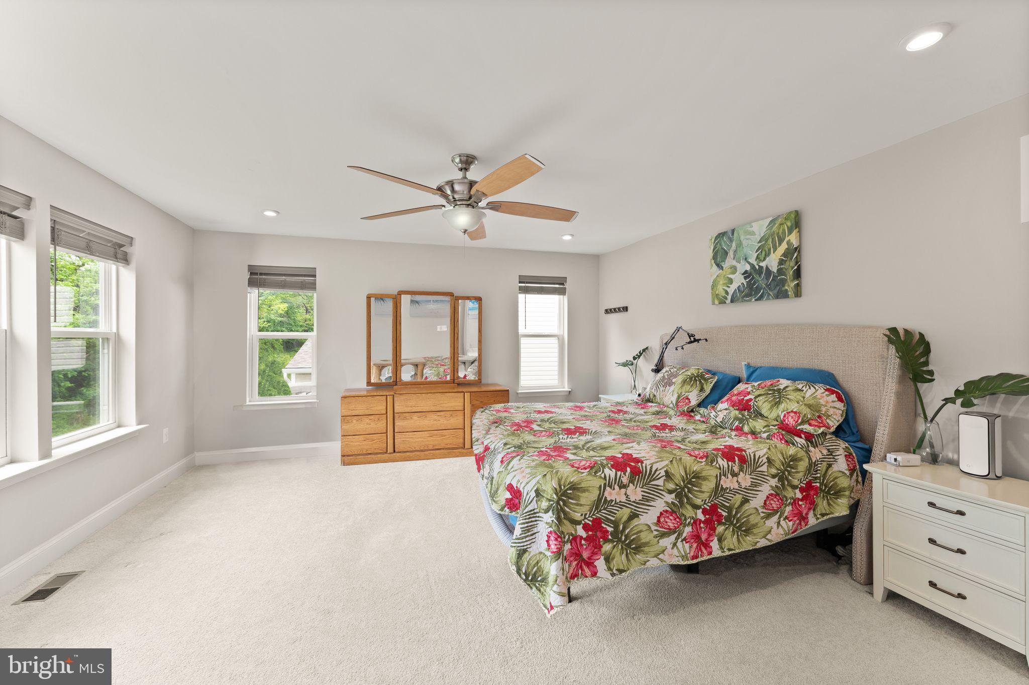 103 Dizerega Ct SW