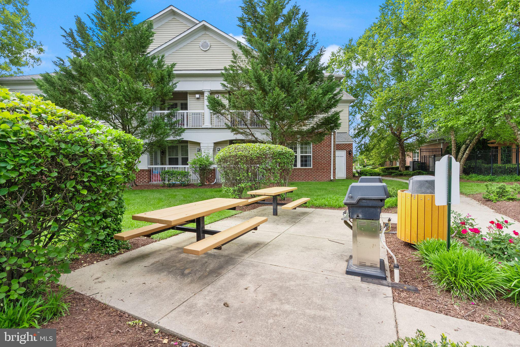 42432 Hollyhock Ter #101