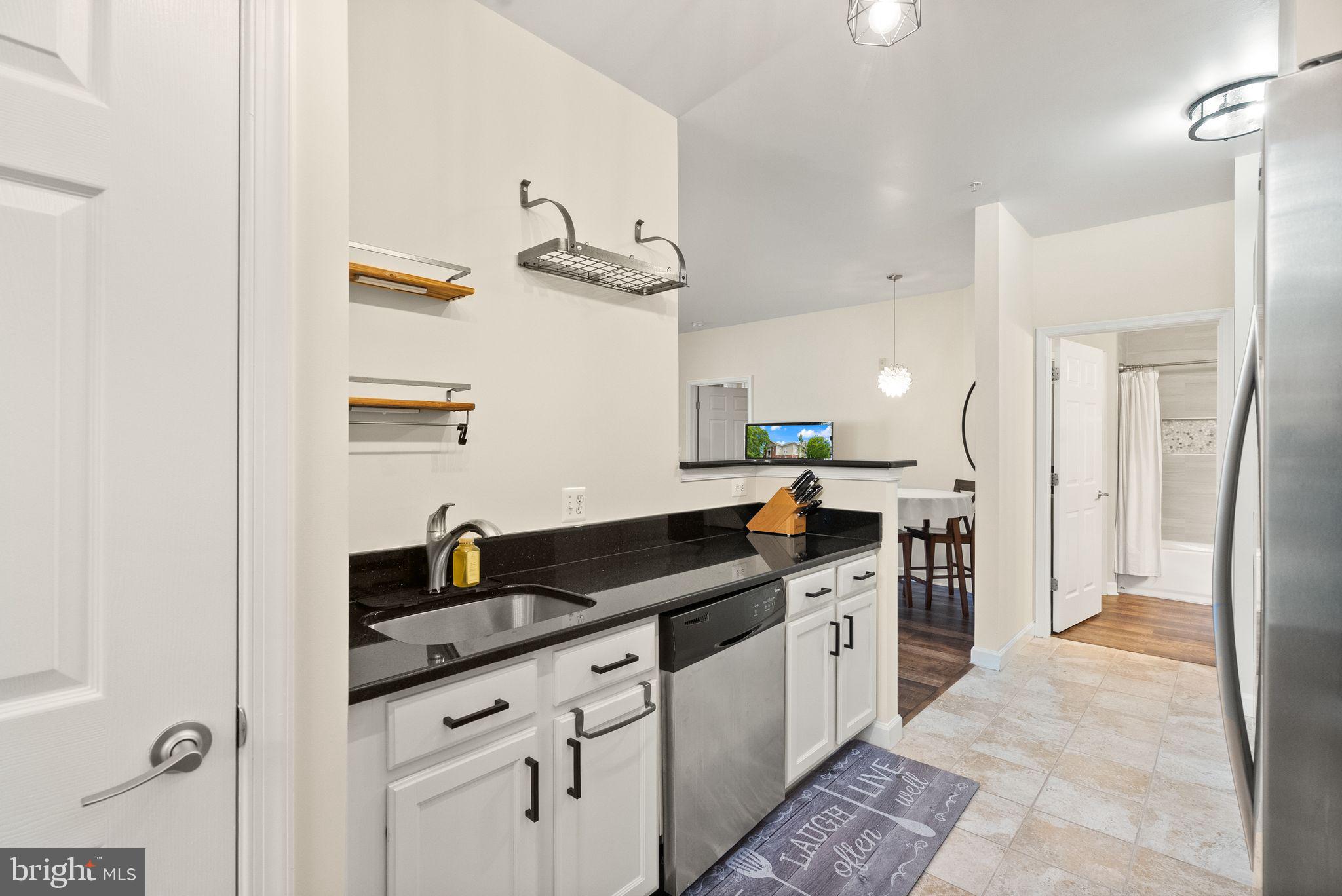 42432 Hollyhock Ter #101