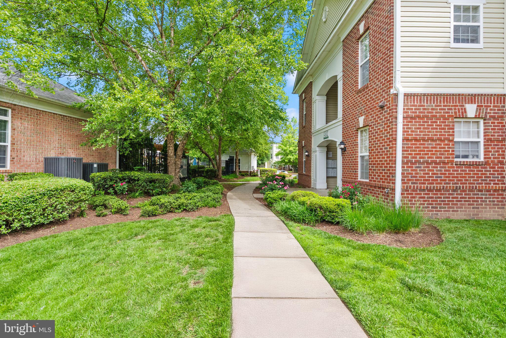 42432 Hollyhock Ter #101