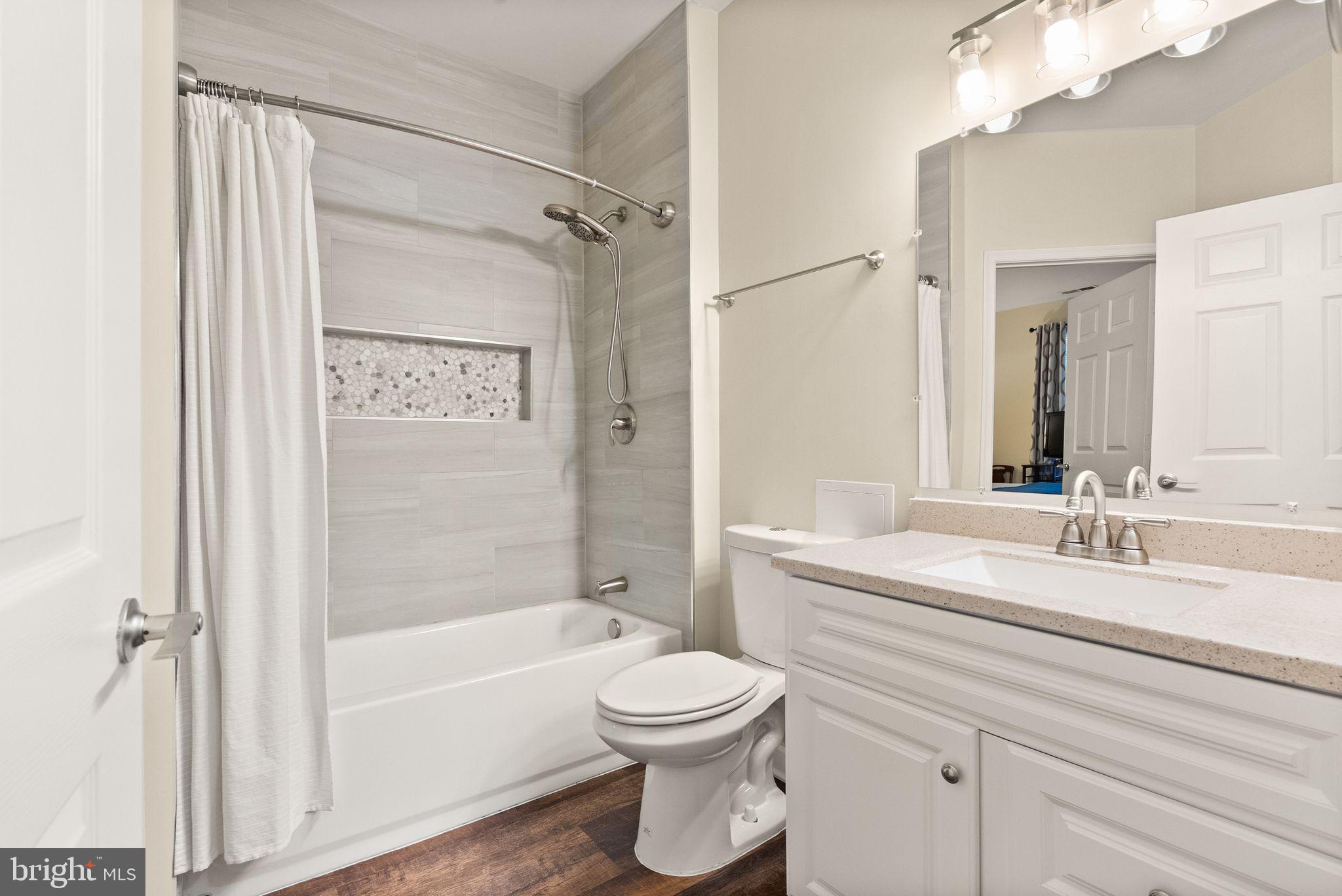 42432 Hollyhock Ter #101