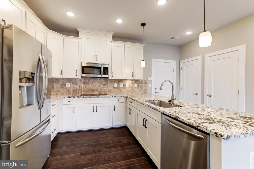 44752 TIVERTON SQ