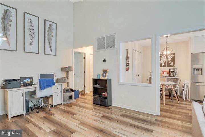 1121 HUNTMASTER TER NE #301