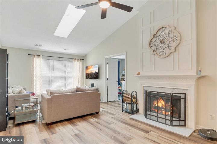 1121 HUNTMASTER TER NE #301