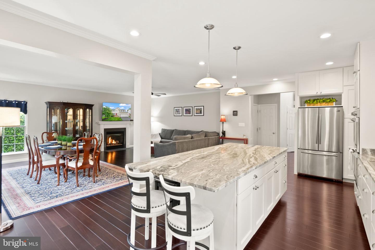 20355 Snowpoint Pl
