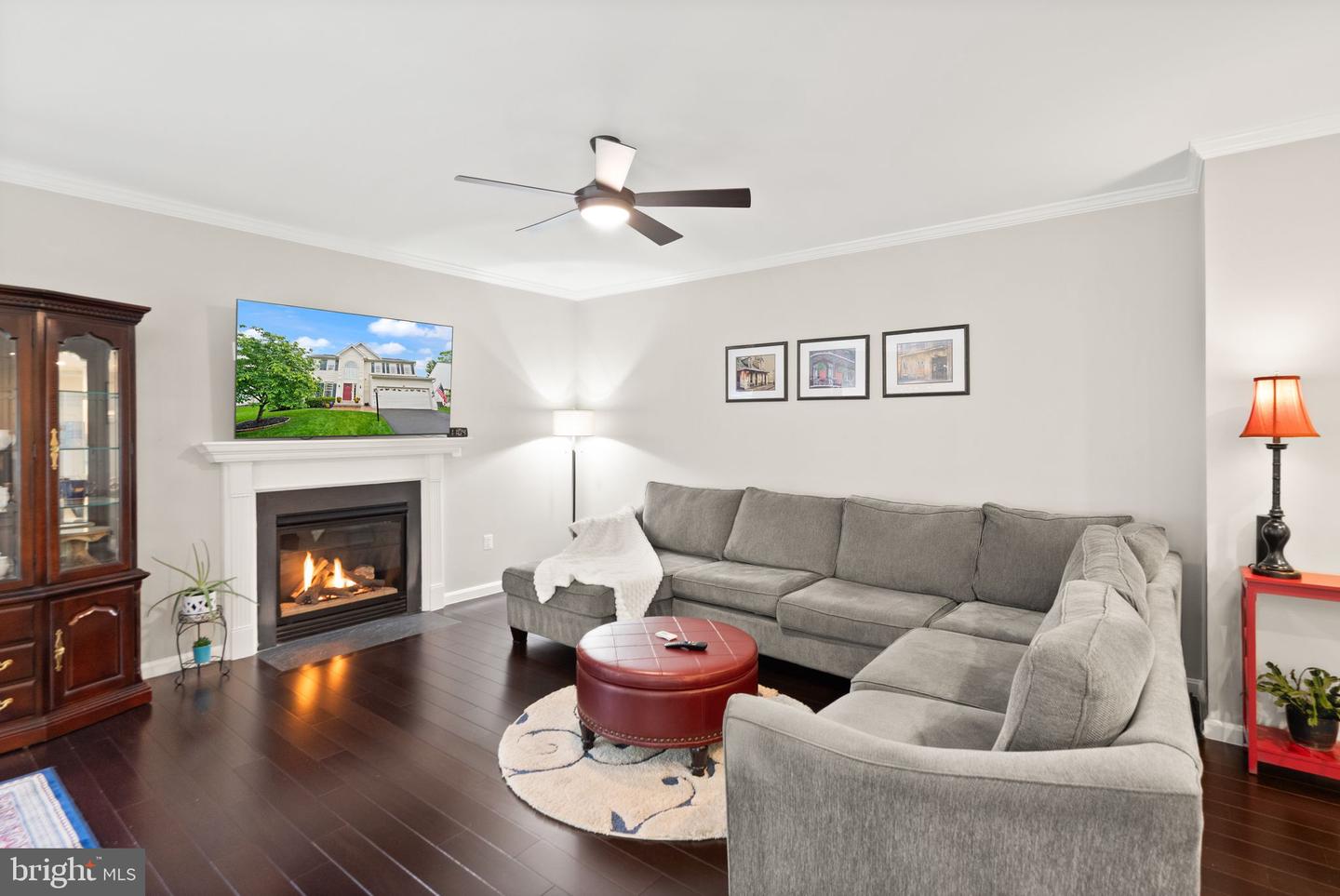 20355 Snowpoint Pl