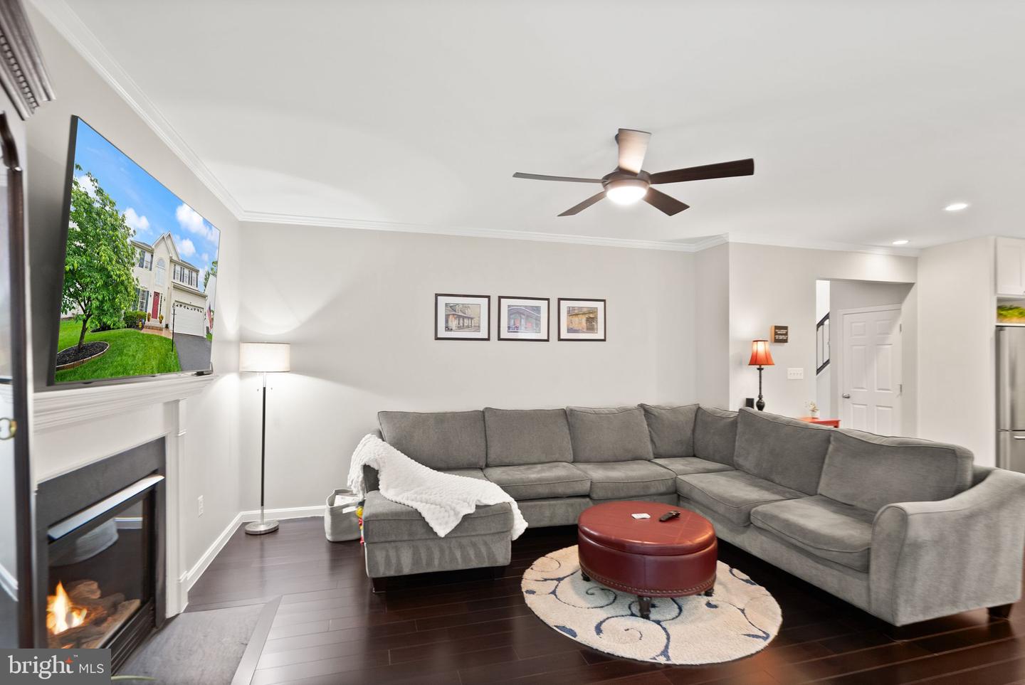 20355 Snowpoint Pl