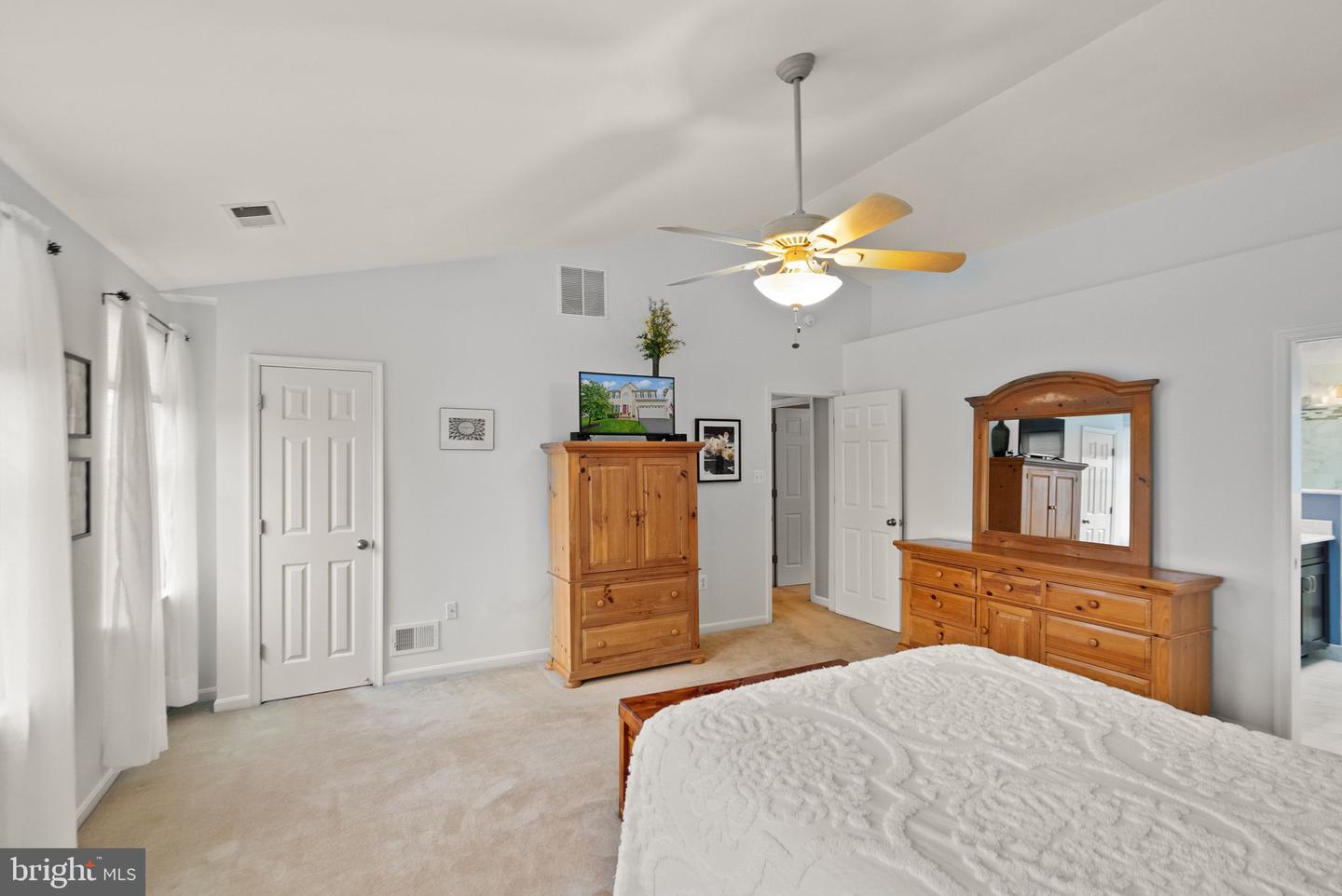 20355 Snowpoint Pl