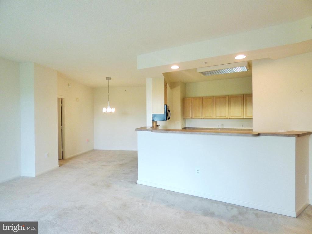 19355 CYPRESS RIDGE TER #603