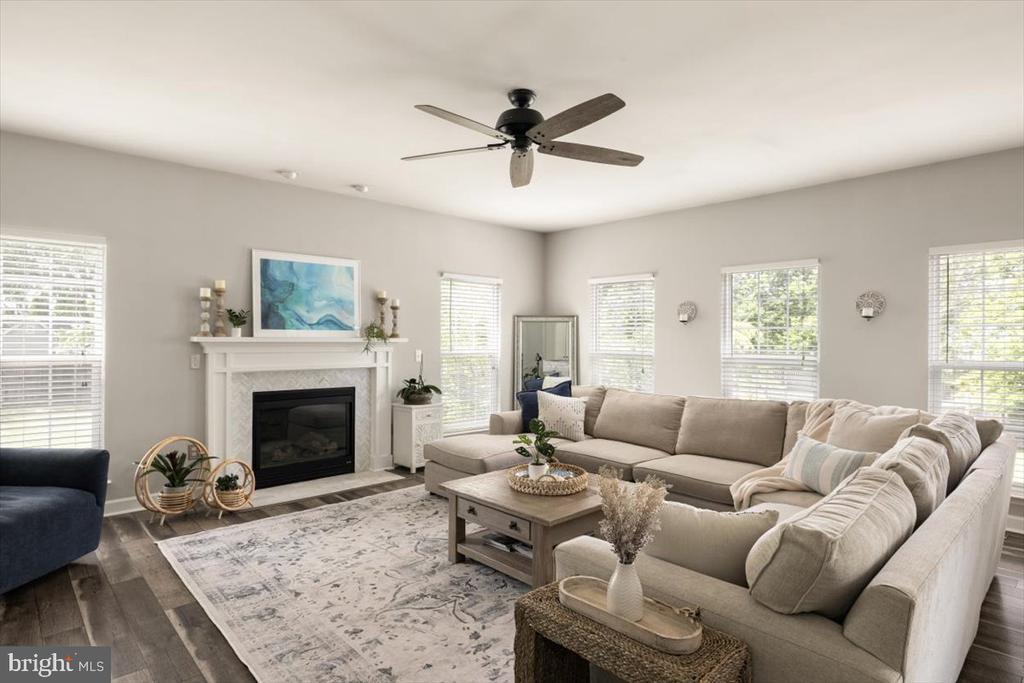 305 Daffodil Ct