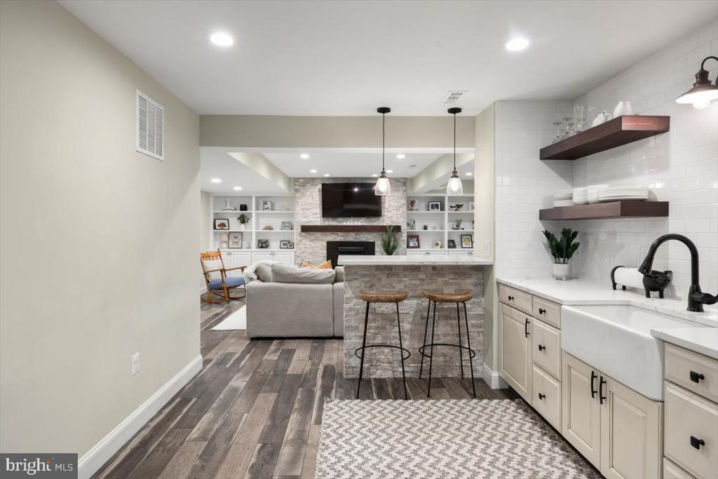 305 Daffodil Ct