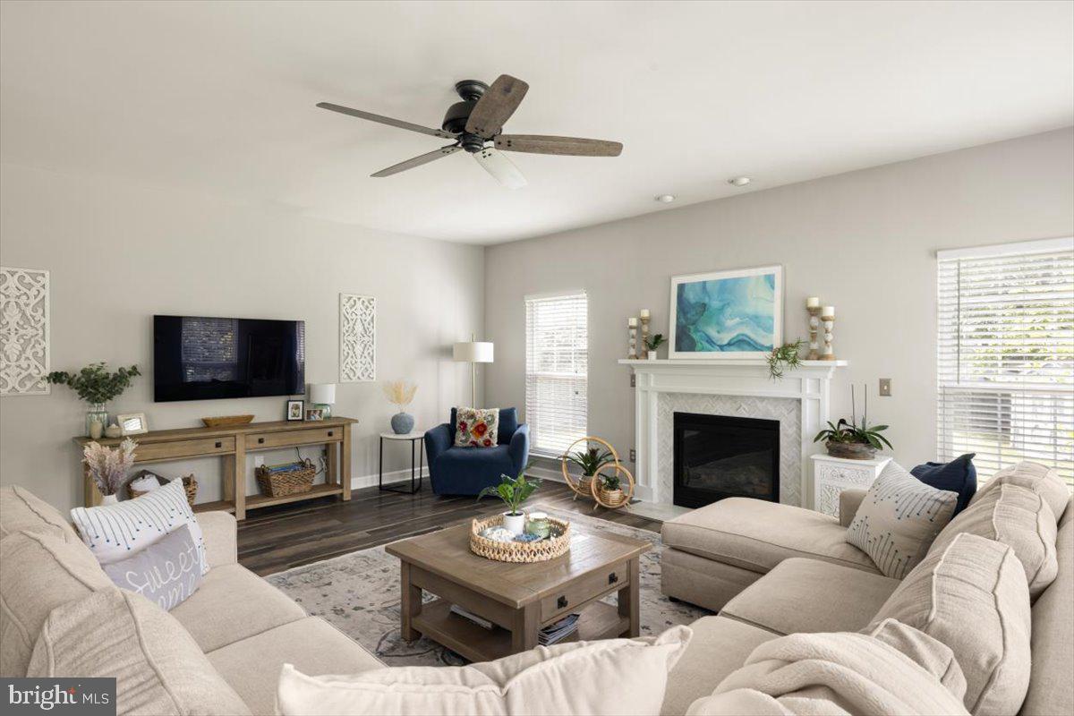 305 Daffodil Ct