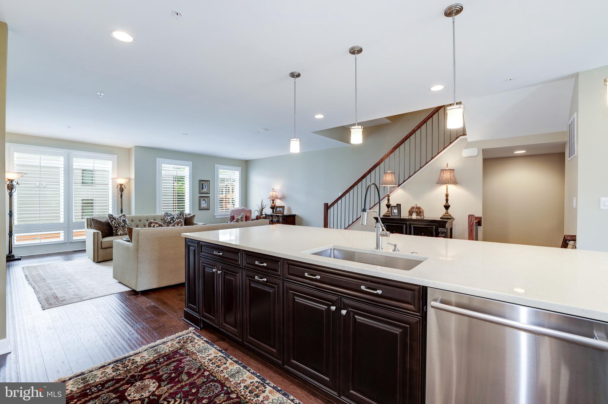 1306 White Feldspar Ter SE