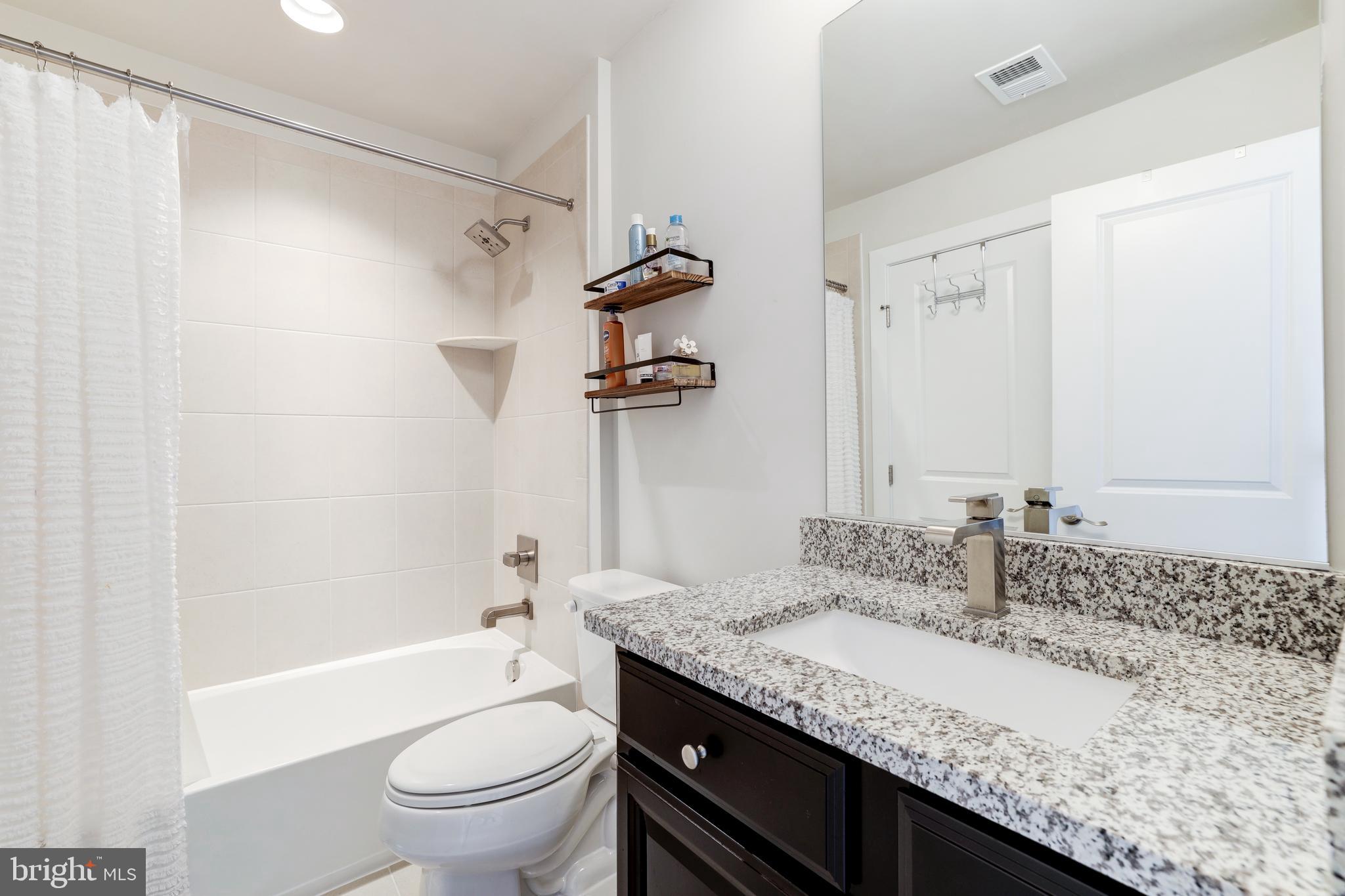 1306 White Feldspar Ter SE