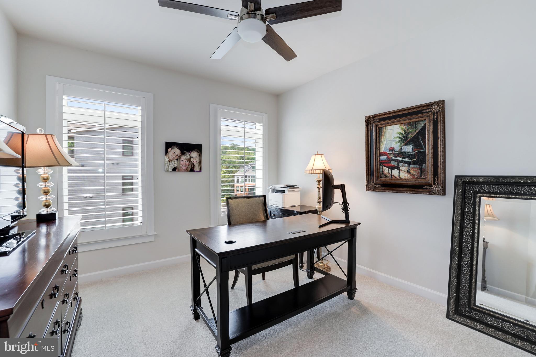 1306 White Feldspar Ter SE