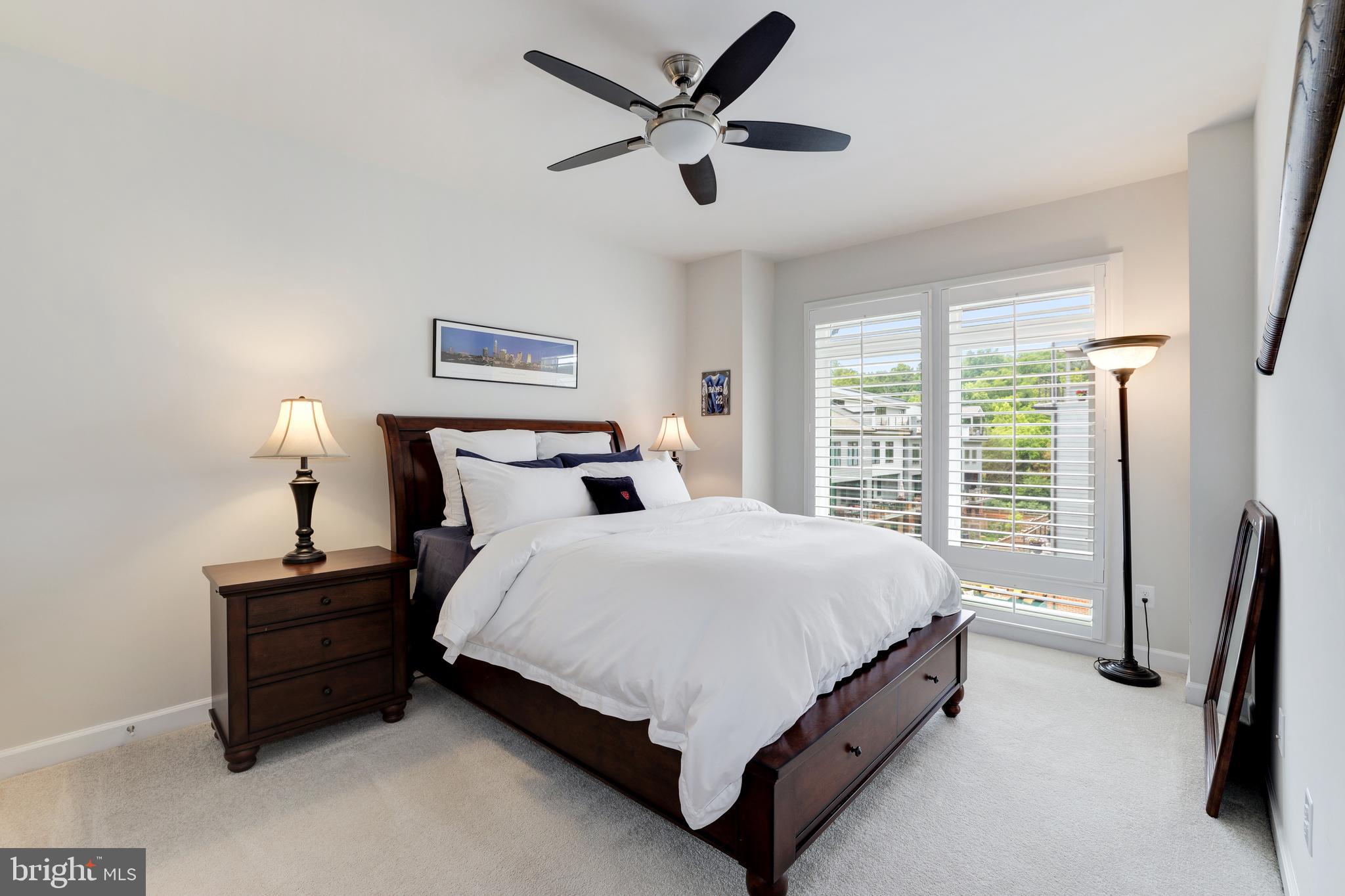 1306 White Feldspar Ter SE