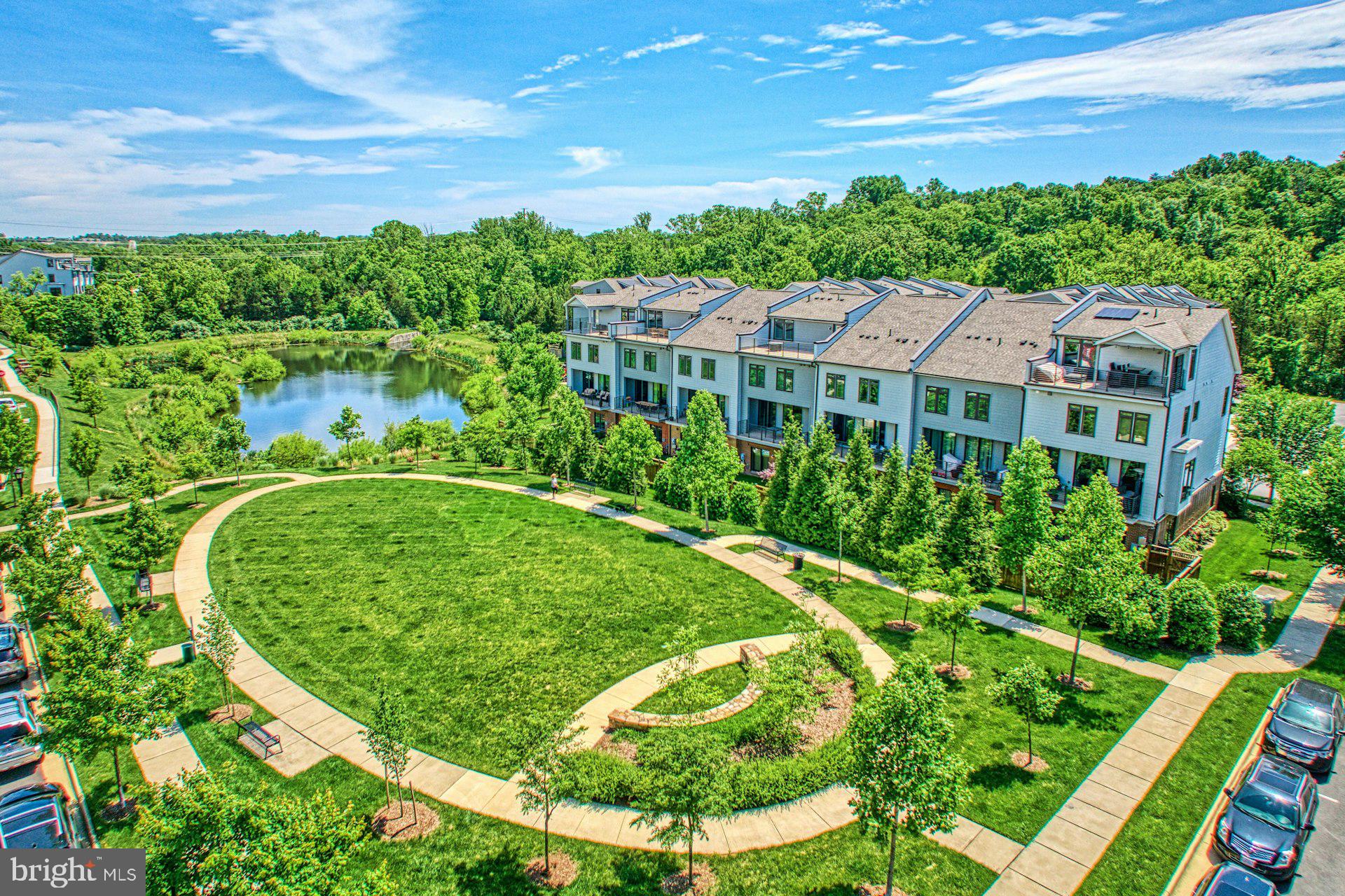 1306 White Feldspar Ter SE