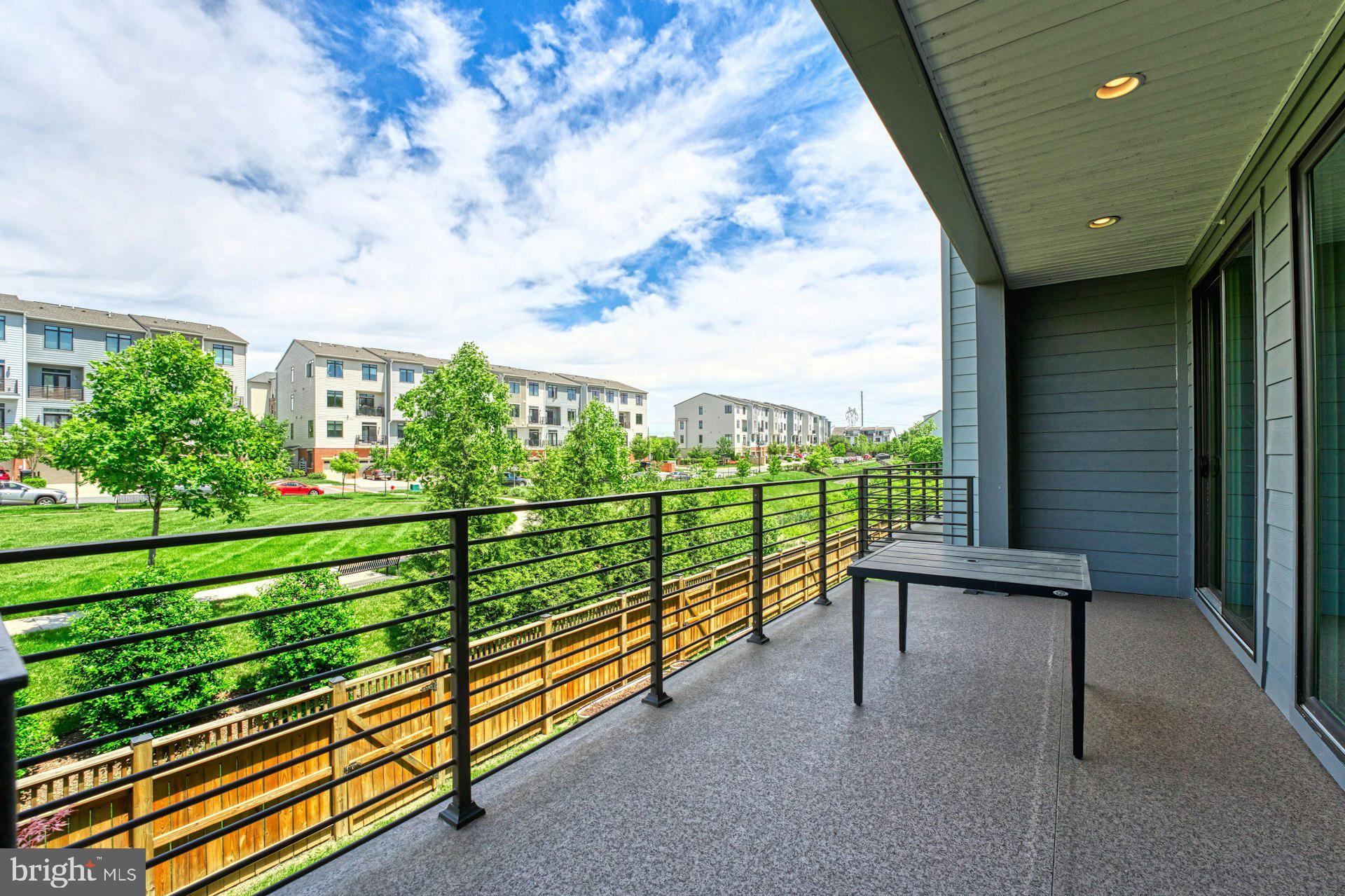 1306 White Feldspar Ter SE