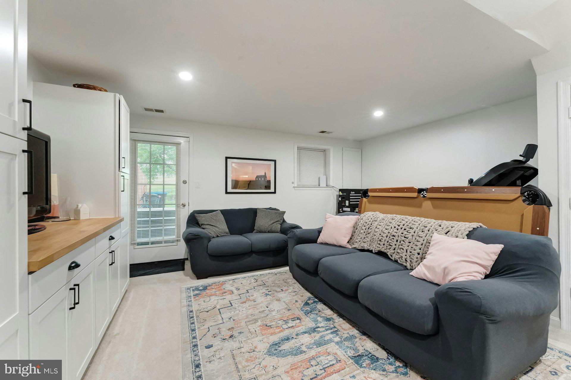 43602 Blacksmith Sq