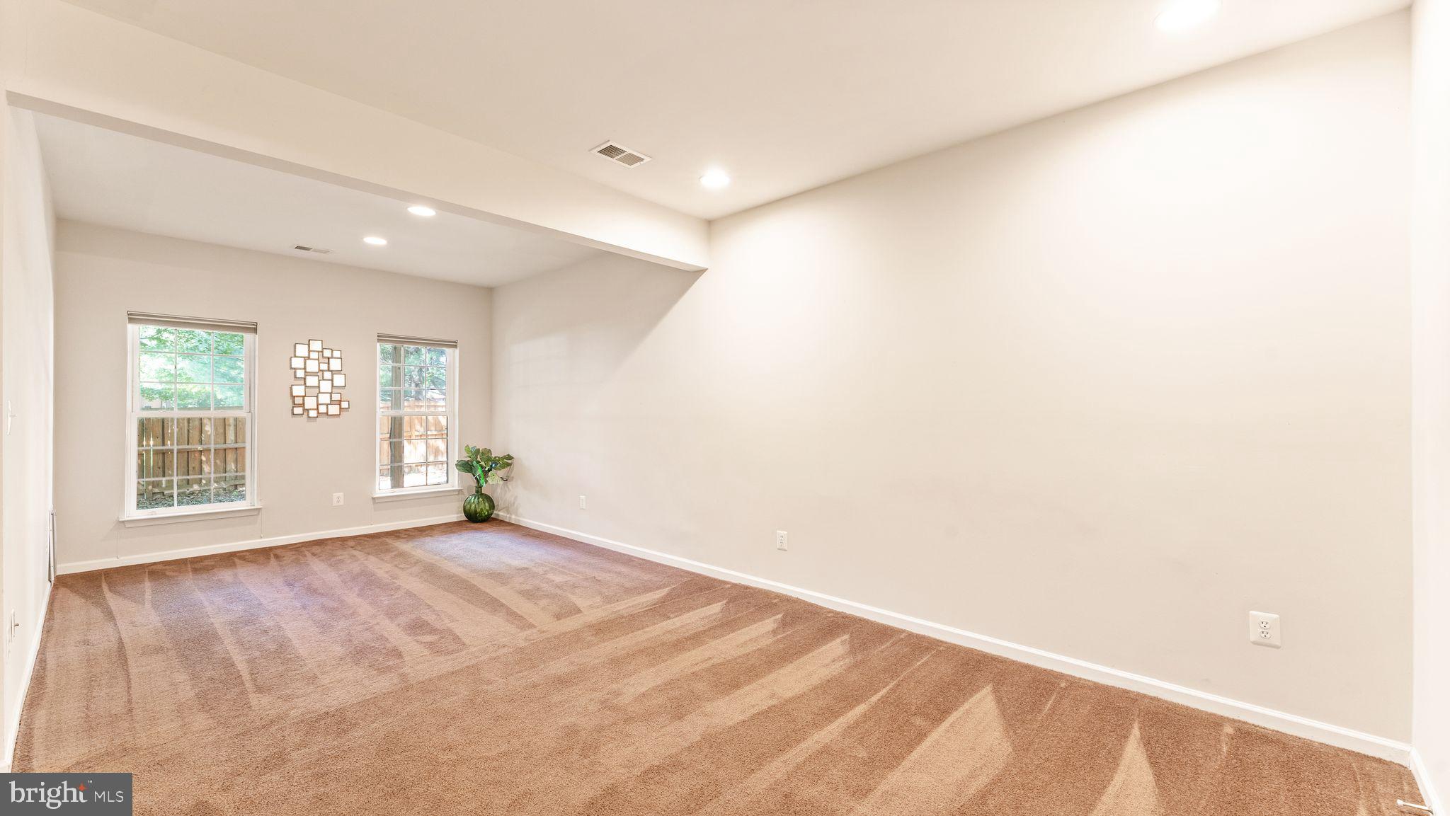 219 GRASSY RIDGE TER